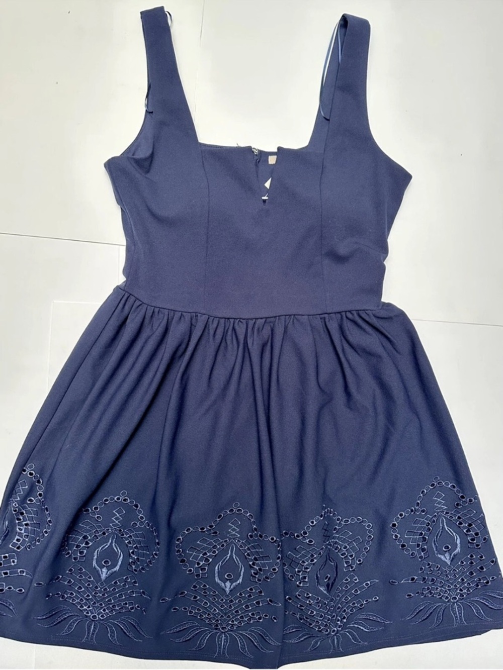 NWT Francescas Mi Ami dress EMBROIDERED EYELET STRETCH LINED BLUE MEDIUM